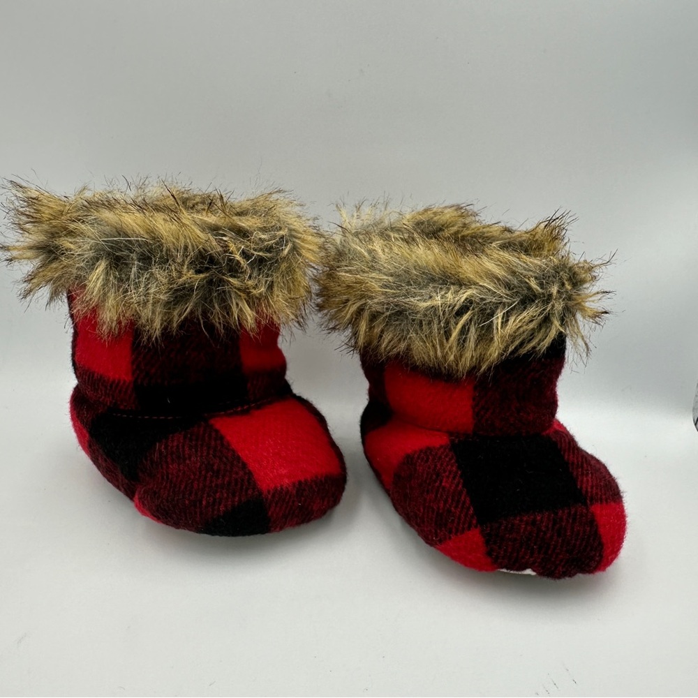 Indigo Baby Black and Red Plaid slipper boots - size 0-12 months - faux fur